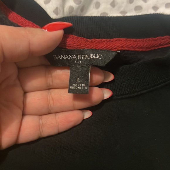 Banana Republic Sweater - Picture 3 of 3
